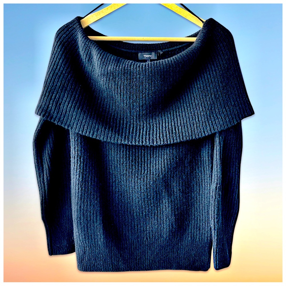 Theory Women’s Sabine Wool Off-Shoulder Sweater. Black. Size XS / P
